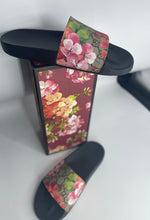 Load image into Gallery viewer, Gucci GG Blooms Floral Slide Sandal
