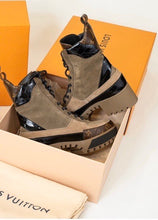 Load image into Gallery viewer, Louis Vuitton Platform Boots